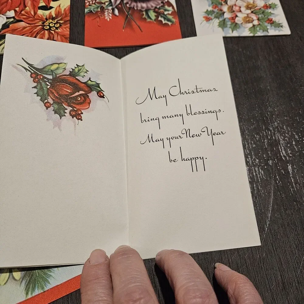 Lot of 5 Vintage CHRISTMAS Cards With Envelopes Diamond Line USA Florals